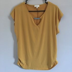 🌸3/$25🌸Mustard Short Sleeve Blouse
